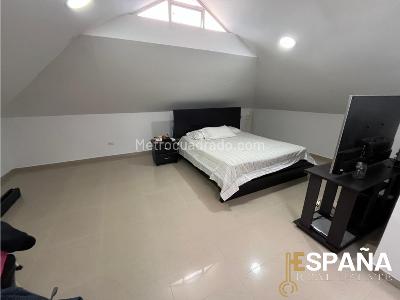 Casa de 4 alcobas en venta en Hipodromo, Ibagué, 222 m² · foto 9 de 20