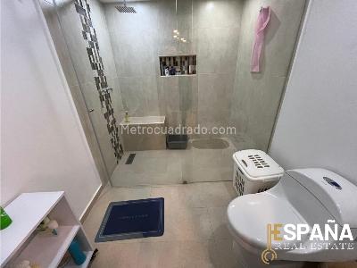 Apartamento en venta en Santa Barbara, Bogotá · foto 9 de 20