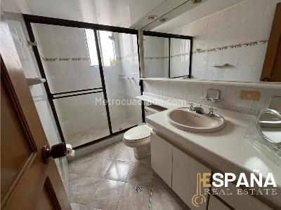 Apartamento en venta en Santa Barbara, Bogotá · foto 9 de 20