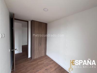 Apartamento en venta en Ciudad La Salle, Bogotá · foto 4 de 15