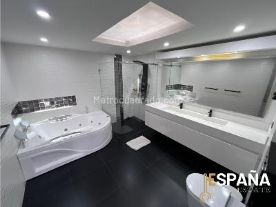 Apartamento de 5 alcobas en venta en La Calleja, Bogotá, 240 m² · foto 12 de 20