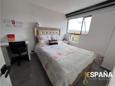 Apartamento de 5 alcobas en venta en La Calleja, Bogotá, 240 m² · foto 20 de 20