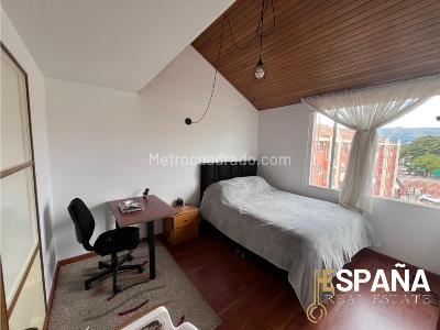 Apartamento de 3 alcobas en venta en Victoria Norte, Bogotá, 76 m² · foto 2 de 20