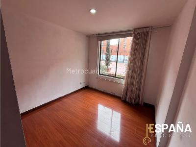 Apartamento en venta en Lagos De Cordoba, Bogotá · foto 4 de 20