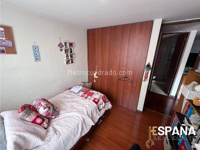 Apartamento en venta en Lagos De Cordoba, Bogotá · foto 9 de 20