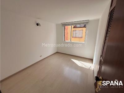 Casa de 3 alcobas en venta en Portales Del Norte, Bogotá, 85 m² · foto 3 de 19