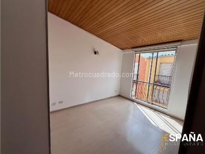 Casa de 3 alcobas en venta en Portales Del Norte, Bogotá, 85 m² · foto 7 de 19