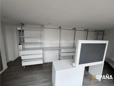 Apartamento de 4 alcobas en venta en El Castillo, Bogotá, 362 m² · foto 16 de 20