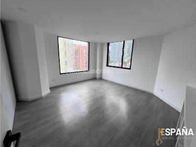 Apartamento de 4 alcobas en venta en El Castillo, Bogotá, 362 m² · foto 18 de 20