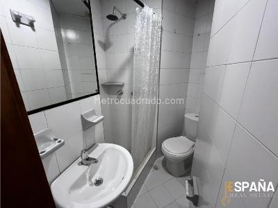 Apartamento de 4 alcobas en venta en El Castillo, Bogotá, 362 m² · foto 3 de 20