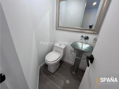 Apartamento de 4 alcobas en venta en El Castillo, Bogotá, 362 m² · foto 4 de 20
