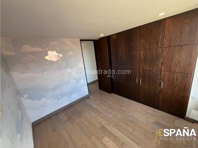 Apartamento de 3 alcobas en venta en La Esperanza Norte, Bogotá, 158 m² · foto 10 de 20