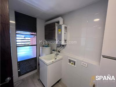 Apartamento de 3 alcobas en venta en La Esperanza Norte, Bogotá, 158 m² · foto 2 de 20