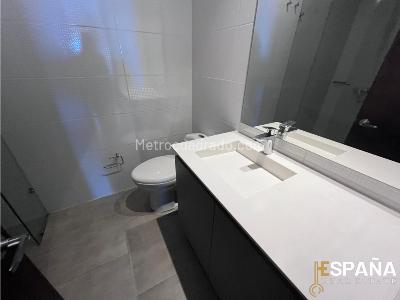 Apartamento de 3 alcobas en venta en La Esperanza Norte, Bogotá, 158 m² · foto 9 de 20