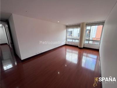Apartamento de 3 alcobas en venta en Molinos Norte, Bogotá, 390 m² · foto 19 de 20