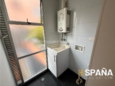 Apartaestudio en venta en El Contador, Bogotá, 52 m² · foto 6 de 11