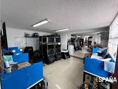 Casa de 3 alcobas en venta en Normandia, Bogotá, 360 m² · foto 17 de 20