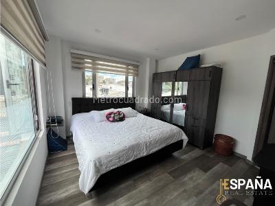 Casa de 3 alcobas en venta en Normandia, Bogotá, 360 m² · foto 3 de 20