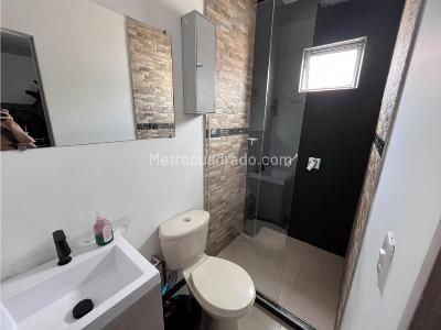 Casa de 3 alcobas en venta en Normandia, Bogotá, 360 m² · foto 5 de 20