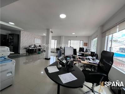 Casa de 3 alcobas en venta en Normandia, Bogotá, 360 m² · foto 6 de 20