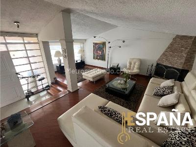 Casa de 3 alcobas en venta en La Calleja, Bogotá, 187 m² · foto 2 de 20