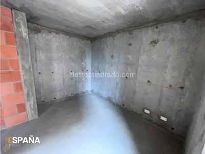Apartaestudio en venta en Comuneros, Bogotá, 39 m² · foto 2 de 16