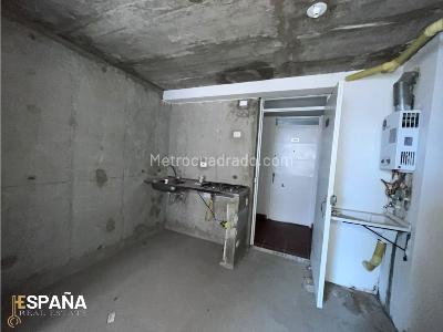 Apartaestudio en venta en Comuneros, Bogotá, 39 m² · foto 5 de 16
