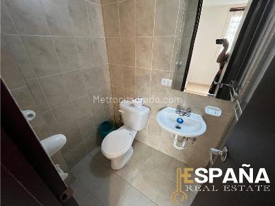 Casa de 3 alcobas en venta en Niza, Bogotá, 420 m² · foto 15 de 20