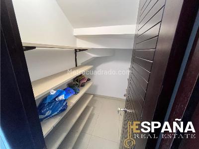 Casa de 3 alcobas en venta en Niza, Bogotá, 420 m² · foto 16 de 20