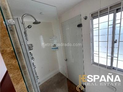 Casa de 3 alcobas en venta en Niza, Bogotá, 420 m² · foto 17 de 20
