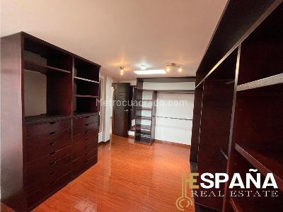 Casa de 3 alcobas en venta en Niza, Bogotá, 420 m² · foto 7 de 20