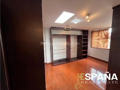 Casa de 3 alcobas en venta en Niza, Bogotá, 420 m² · foto 8 de 20