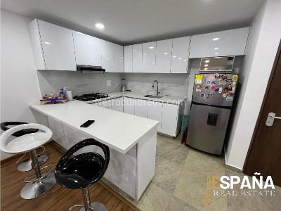 Apartamento en venta en Nueva Autopista Norte, Bogotá · foto 2 de 13