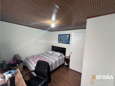 Casa de 4 alcobas en venta en Santa Rosa, Bogotá, 232 m² · foto 13 de 20