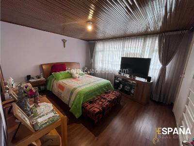 Casa de 4 alcobas en venta en Santa Rosa, Bogotá, 232 m² · foto 20 de 20