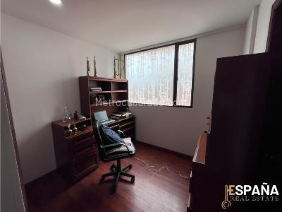 Apartamento en venta en Contador, Bogotá · foto 4 de 15