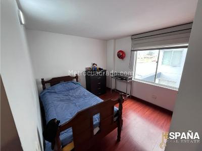 Apartamento de 3 alcobas en venta en Prado Veraniego, Bogotá, 68 m² · foto 12 de 16