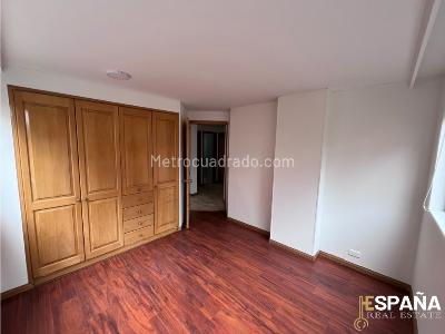 Apartamento de 3 alcobas en venta en Santa Bibiana Norte, Bogotá, 108 m² · foto 2 de 20