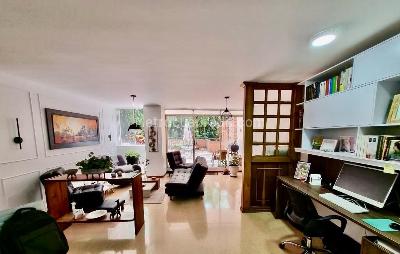 Apartamento en venta en Castropol, Medellín · foto 2 de 16