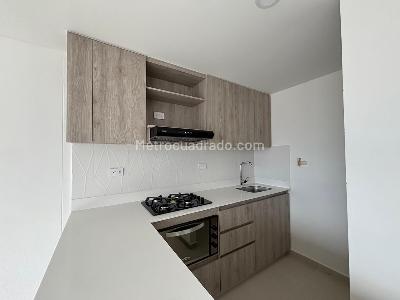 Apartamento en venta en Ciudad Coltejer, Itagüí · foto 2 de 13