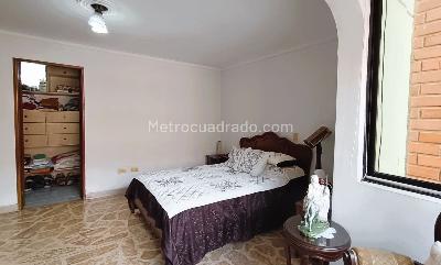 Apartamento de 4 alcobas en venta en Calasanz Parte Alta, Medellín, 149 m² · foto 18 de 20