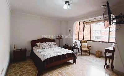 Apartamento de 4 alcobas en venta en Calasanz Parte Alta, Medellín, 149 m² · foto 6 de 20