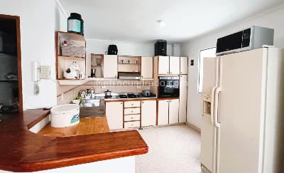 Apartamento de 4 alcobas en venta en Calasanz Parte Alta, Medellín, 149 m² · foto 7 de 20