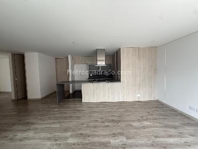 Apartamento de 2 alcobas en venta en Loma Padre Marianito, Medellín, 109 m² · foto 14 de 20