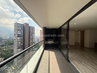 Apartamento de 2 alcobas en venta en Loma Padre Marianito, Medellín, 109 m² · foto 2 de 20