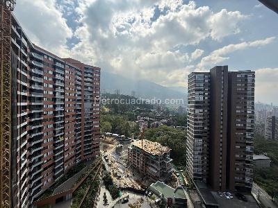 Apartamento de 2 alcobas en venta en Loma Padre Marianito, Medellín, 109 m² · foto 4 de 20