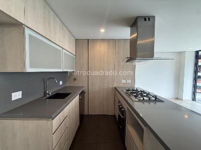 Apartamento de 2 alcobas en venta en Loma Padre Marianito, Medellín, 109 m² · foto 8 de 20