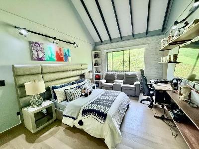 Casa de 5 alcobas en venta en 2 5 Kms Mall Indiana, Envigado, 358 m² · foto 16 de 20