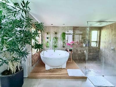 Casa de 5 alcobas en venta en 2 5 Kms Mall Indiana, Envigado, 358 m² · foto 19 de 20