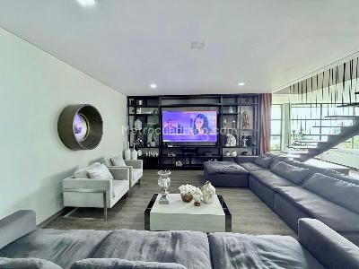 Casa de 5 alcobas en venta en 2 5 Kms Mall Indiana, Envigado, 358 m² · foto 2 de 20